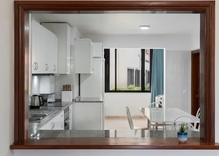 Palmasol By An Island * Calheta (Madeira)